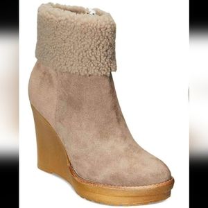 Lauren Ralph Lauren Women Boots Size 6.5